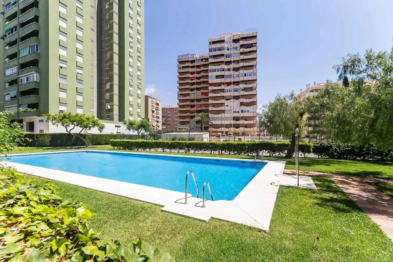Apartamento renovado, tu escapada de vacaciones ideal Fuengirola